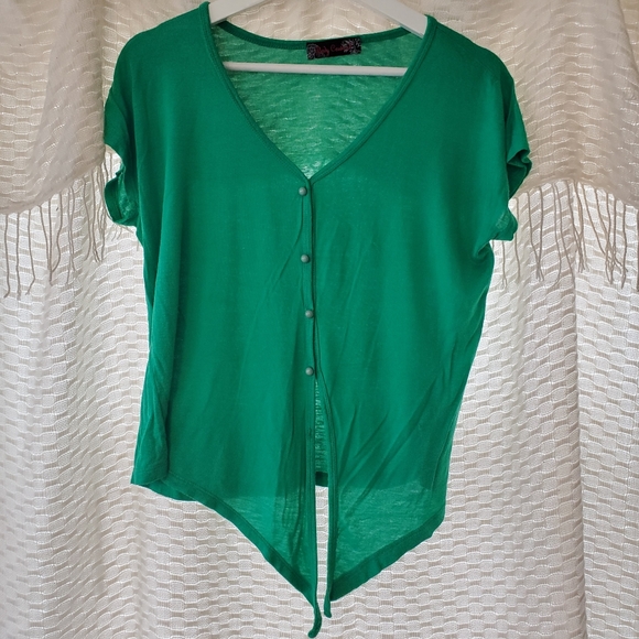 Very Soft Tied Shirt - Picture 2 of 3